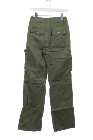 Pantaloni de femei Bershka, Mărime XS, Culoare Verde, Preț 33,99 Lei