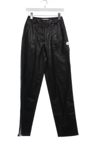 Pantaloni de femei Calvin Klein Jeans, Mărime XS, Culoare Negru, Preț 237,99 Lei