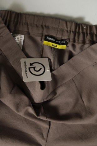 Pantaloni de femei Frank Walder, Mărime S, Culoare Bej, Preț 33,99 Lei