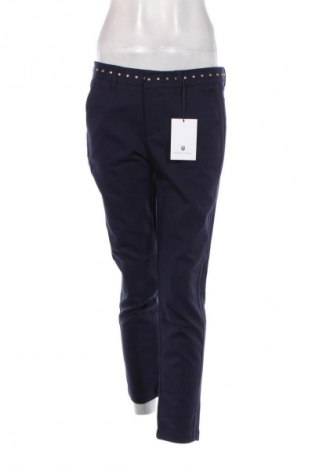 Pantaloni de femei Freeman T. Porter, Mărime M, Culoare Albastru, Preț 82,99 Lei