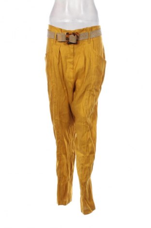 Дамски панталон La Petite Francaise, Размер M, Цвят Жълт, Цена 70,20 лв.