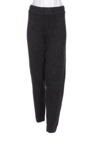 Damenhose Lascana, Größe XL, Farbe Grau, Preis 11,99 €