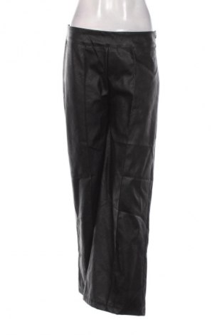 Pantaloni de femei Lola Liza, Mărime M, Culoare Negru, Preț 28,99 Lei