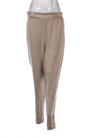 Pantaloni de femei Lynne, Mărime M, Culoare Bej, Preț 68,99 Lei