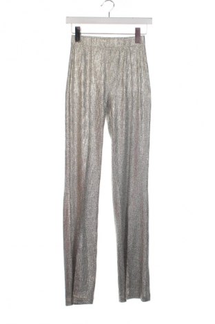 Дамски панталон Naf Naf, Размер S, Цвят Сребрист, Цена 32,55 лв.