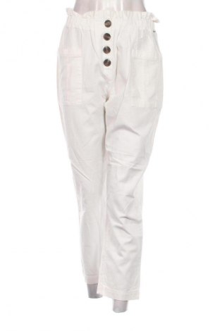 Дамски панталон Pepe Jeans, Размер M, Цвят Бял, Цена 70,20 лв.