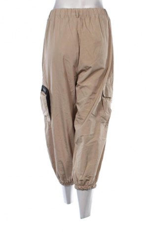 Damenhose Pretty Little Thing, Größe XL, Farbe Beige, Preis 20,18 €