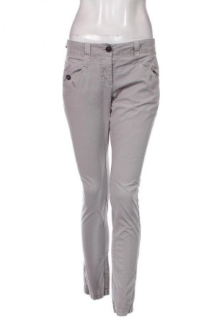 Damenhose S.Oliver, Größe M, Farbe Grau, Preis € 13,99