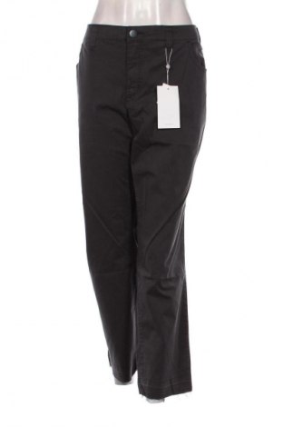 Γυναικείο παντελόνι Sheego, Μέγεθος 3XL, Χρώμα Γκρί, Τιμή 23,97 €