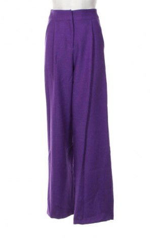 Γυναικείο παντελόνι Silvian Heach, Μέγεθος M, Χρώμα Βιολετί, Τιμή 80,41 €