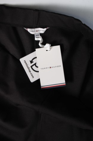 Pantaloni de femei Tommy Hilfiger, Mărime XXL, Culoare Negru, Preț 667,76 Lei