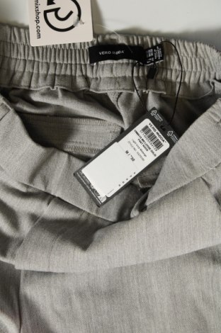 Pantaloni de femei Vero Moda, Mărime M, Culoare Gri, Preț 83,99 Lei