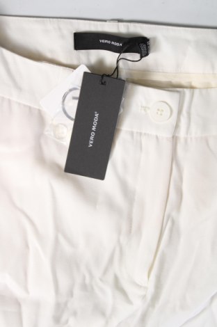 Pantaloni de femei Vero Moda, Mărime XL, Culoare Alb, Preț 89,99 Lei