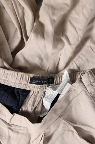 Pantaloni de femei Zara, Mărime S, Culoare Bej, Preț 40,14 Lei