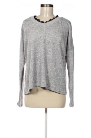 Дамски пуловер, Размер M, Цвят Сив, Цена 12,76 лв.