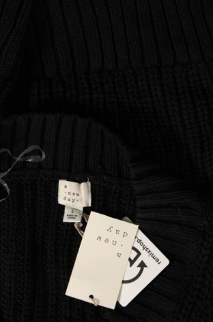 Damski sweter A New Day, Rozmiar L, Kolor Czarny, Cena 22,99 zł