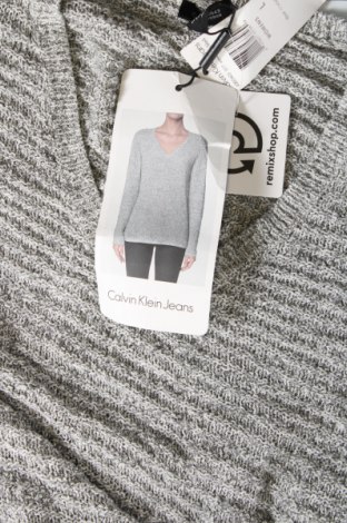 Damski sweter Calvin Klein Jeans, Rozmiar L, Kolor Szary, Cena 209,99 zł