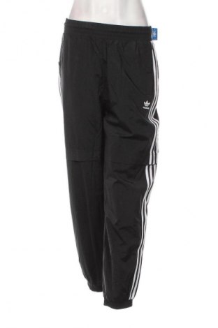 Pantaloni trening de femei Adidas, Mărime S, Culoare Negru, Preț 305,92 Lei