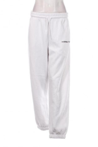 Γυναικείο αθλητικό παντελόνι Fb Sister, Μέγεθος XL, Χρώμα Λευκό, Τιμή 8,97 €