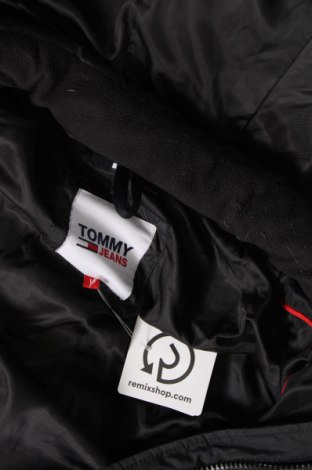 Dámska bunda  Tommy Jeans, Veľkosť L, Farba Čierna, Cena  178,45 €