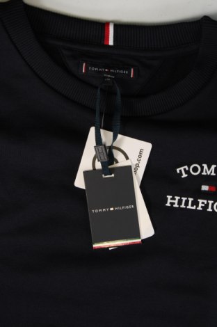 Детска блуза Tommy Hilfiger, Размер 15-18y/ 170-176 см, Цвят Син, Цена 46,99 лв.