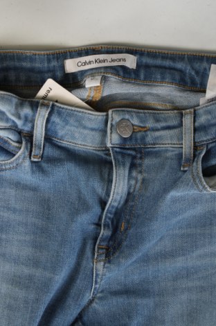 Детски дънки Calvin Klein Jeans, Размер 13-14y/ 164-168 см, Цвят Син, Цена 95,49 лв.