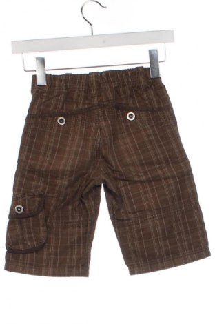 Kinder Shorts H&M, Größe 4-5y/ 110-116 cm, Farbe Grün, Preis € 2,49