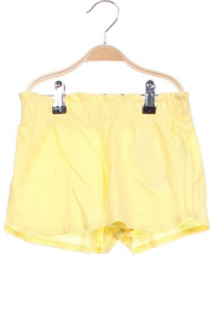 Детски къс панталон Kiabi, Размер 2-3y/ 98-104 см, Цвят Жълт, Цена 10,08 лв.