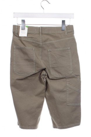 Pantaloni scurți pentru copii S.Oliver, Mărime 14-15y/ 168-170 cm, Culoare Verde, Preț 41,99 Lei