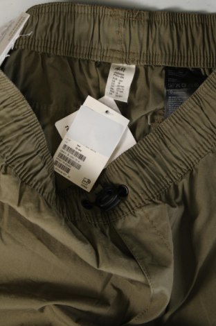 Kinderhose H&M, Größe 13-14y/ 164-168 cm, Farbe Grün, Preis € 17,53