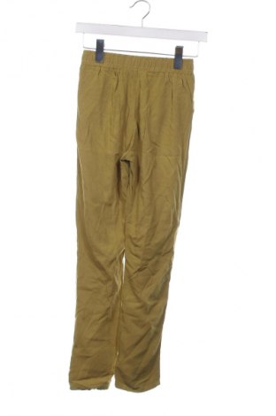 Pantaloni pentru copii LC Waikiki, Mărime 9-10y/ 140-146 cm, Culoare Verde, Preț 53,57 Lei