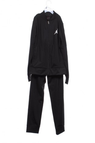 Детски спортен екип Air Jordan Nike, Размер 9-10y/ 140-146 см, Цвят Черен, Цена 56,29 лв.