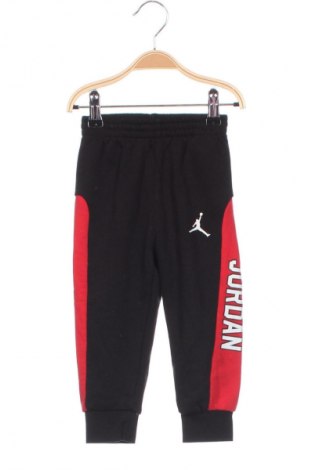Детско спортно долнище Air Jordan Nike, Размер 18-24m/ 86-98 см, Цвят Черен, Цена 58,05 лв.