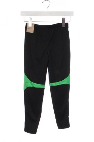 Pantaloni de trening, pentru copii Nike, Mărime 10-11y/ 146-152 cm, Culoare Negru, Preț 234,21 Lei