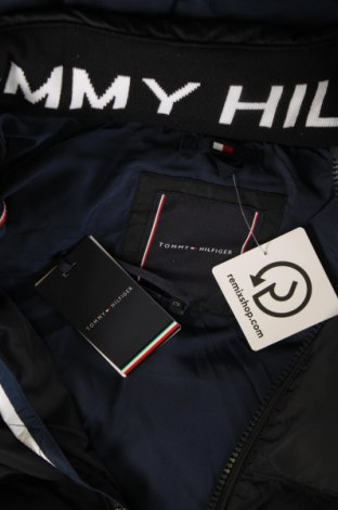 Dětská bunda  Tommy Hilfiger, Velikost 15-18y/ 170-176 cm, Barva Černá, Cena  2 899,00 Kč