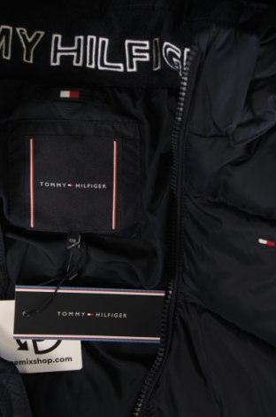 Detská bunda  Tommy Hilfiger, Veľkosť 6-7y/ 122-128 cm, Farba Modrá, Cena  95,45 €