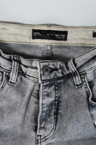 Herren Jeans 2Y, Größe M, Farbe Grau, Preis € 6,99