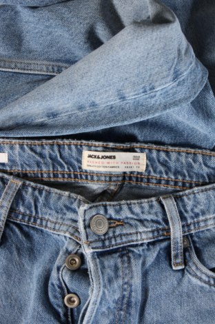 Męskie jeansy Jack & Jones, Rozmiar S, Kolor Niebieski, Cena 56,82 zł