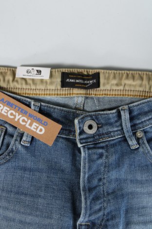 Męskie jeansy Jack & Jones, Rozmiar M, Kolor Niebieski, Cena 70,99 zł