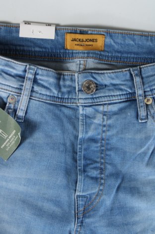 Herren Jeans Jack & Jones, Größe M, Farbe Blau, Preis € 13,99