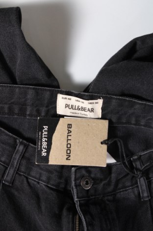 Pánske džínsy  Pull&Bear, Veľkosť M, Farba Sivá, Cena  16,95 €