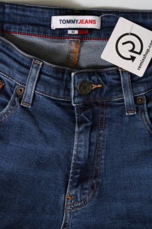 Męskie jeansy Tommy Jeans, Rozmiar S, Kolor Niebieski, Cena 168,99 zł