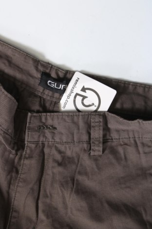 Pantaloni scurți de bărbați Guru, Mărime XS, Culoare Maro, Preț 24,99 Lei