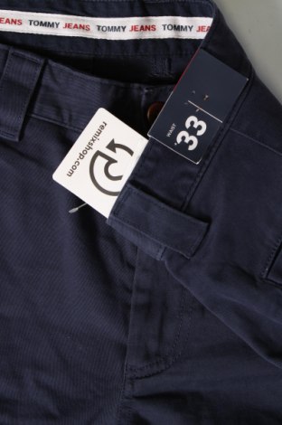 Pantaloni scurți de bărbați Tommy Jeans, Mărime L, Culoare Albastru, Preț 434,21 Lei