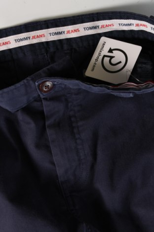 Męskie szorty Tommy Jeans, Rozmiar M, Kolor Niebieski, Cena 348,64 zł