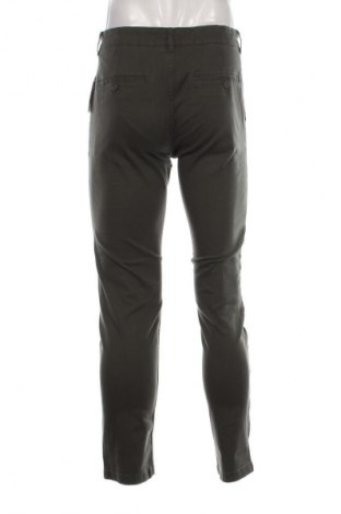 Herrenhose F&F, Größe M, Farbe Grün, Preis € 15,02