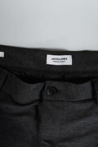 Pánské kalhoty  Jack & Jones, Velikost L, Barva Šedá, Cena  489,00 Kč