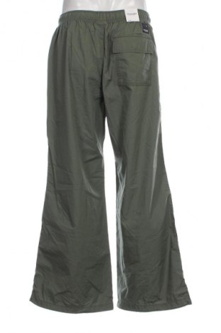 Pantaloni de bărbați Jack & Jones, Mărime L, Culoare Verde, Preț 97,99 Lei