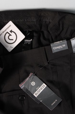 Pantaloni de bărbați Target, Mărime M, Culoare Negru, Preț 30,99 Lei