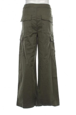 Pantaloni de bărbați Urban Classics, Mărime L, Culoare Verde, Preț 108,99 Lei